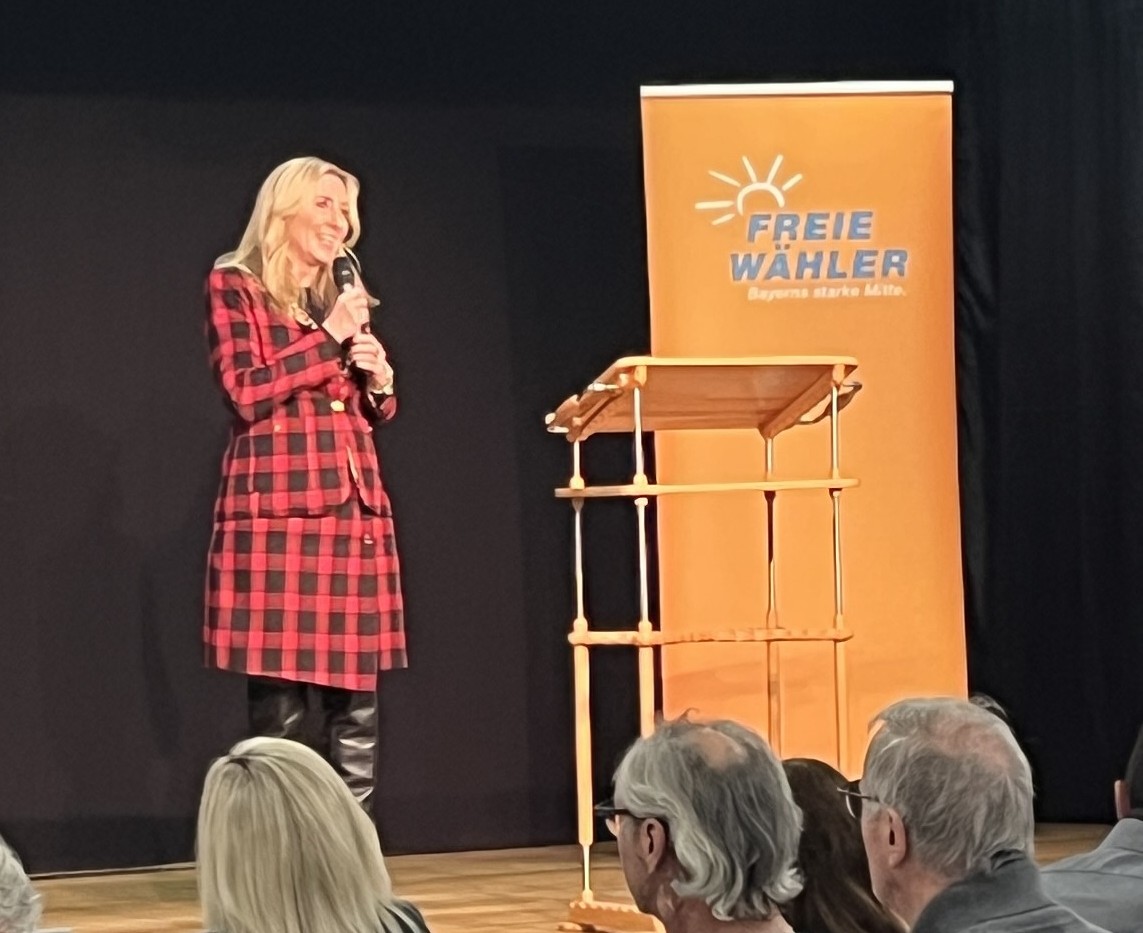 260211 03 Besuch Staatsministerin Anna Stolz im PJH